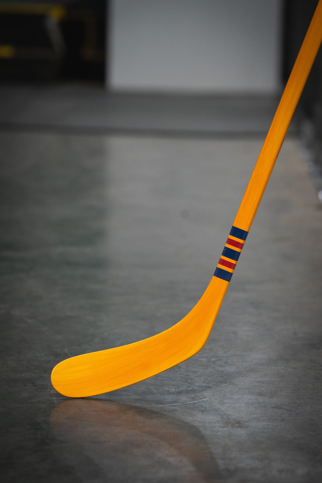 Big Woody BW1 blade and lower shaft with navy and red stripes