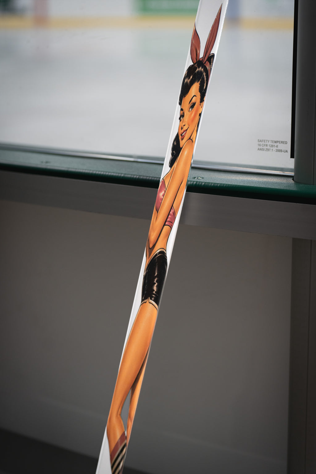 Puck Bunnies PB1 retro artwork on white shaft